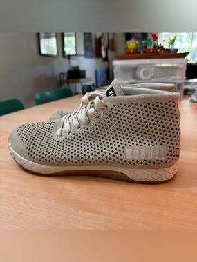 NoBull Suede high top Trainers size M10, W11.5